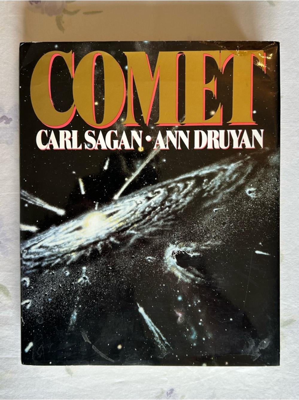 80s Vintage Science & Sci-fi Academia COMET Book